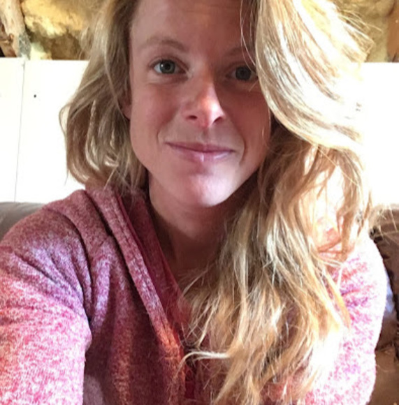 Meet your Posher, Katie - Picture 1 of 1